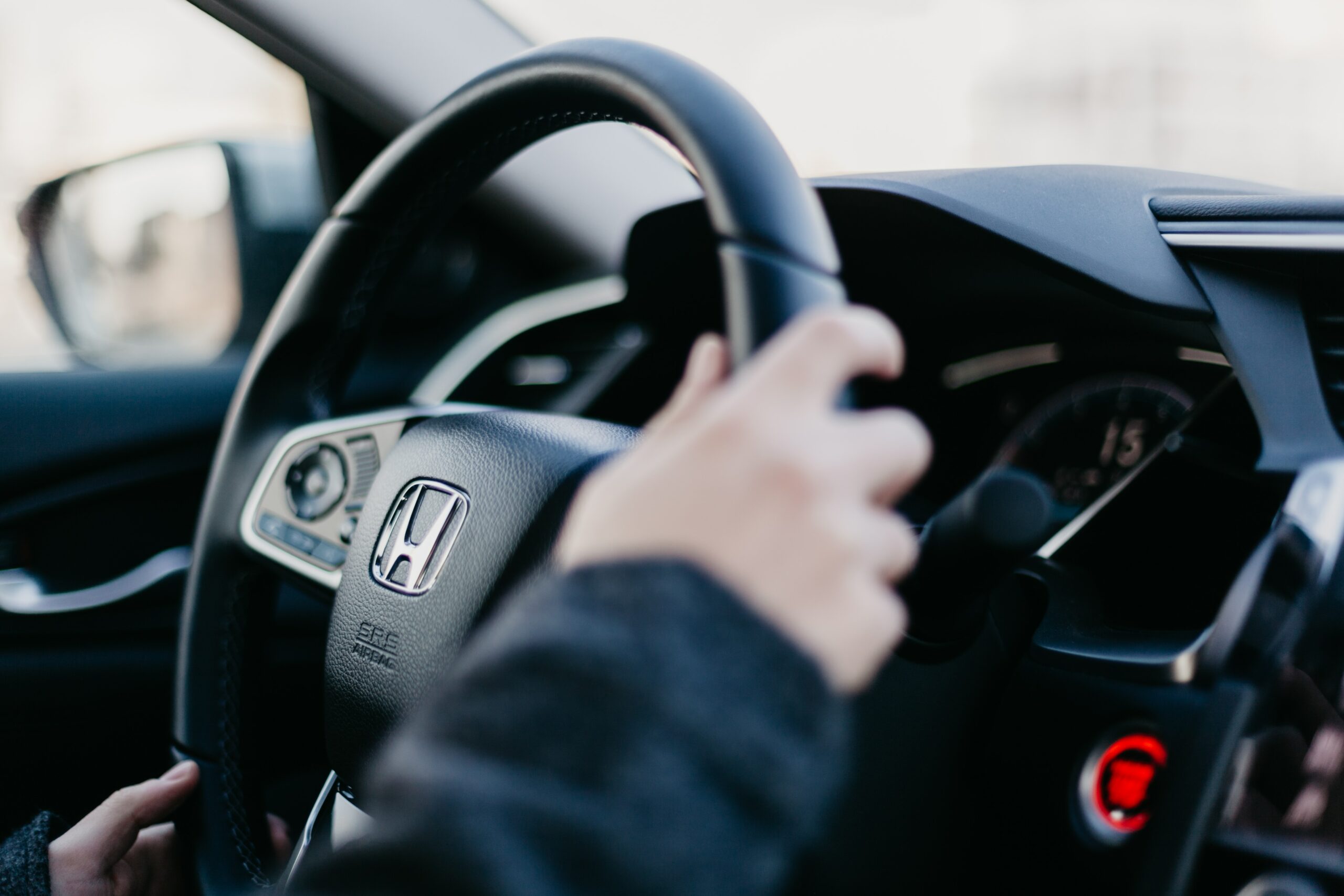 An image of the steering wheel of a Honda CRV